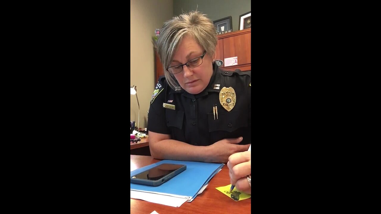 Police captain's hilarious response to spam caller