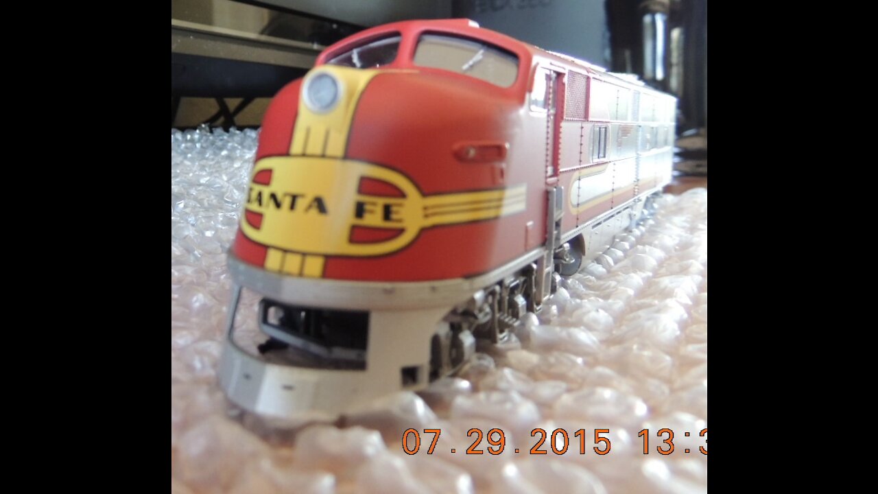 Santa Fe Life like proto 2000 EMD E6 Ho scale Project update 1