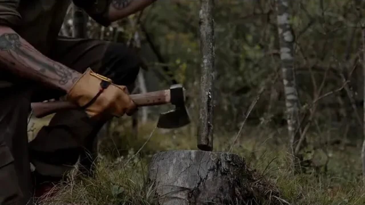 Camping outdoors in the fall has a different feel 3