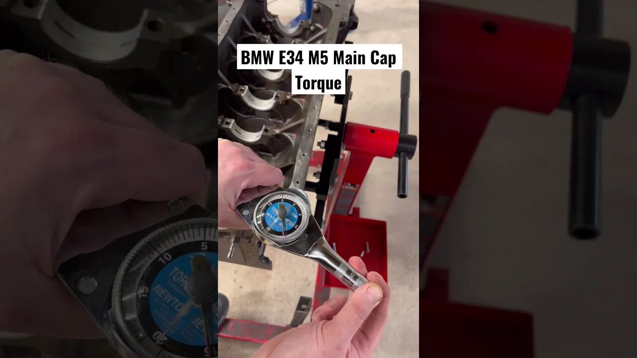 BMW E34 M5 Main Cap Torque #bmw #automobile #engine #car #bmwe34 #bmwm5 #restoration #diy #tools