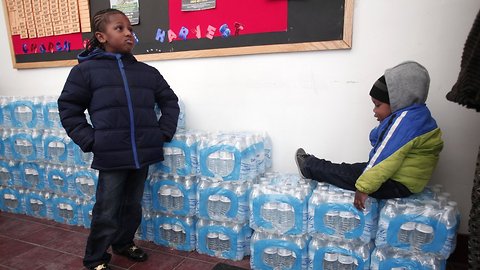 Michigan Governor Ends Supply Of Bottled Water To City Of Flint