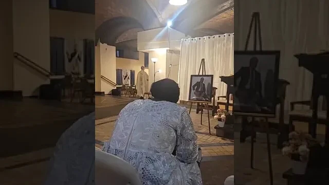 Flore de Lille Veuve Joyeuse Boblee est mort mama réagit différemment dans la tourmente de sa vie