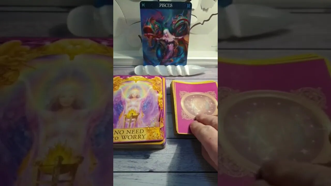 Pisces Energies for the Full Moon in Libra #shorts #pisces #fullmoon #tarot