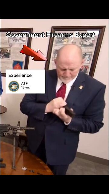ATF Agent (15 years) UNABLE to Breakdown a Glock on TV