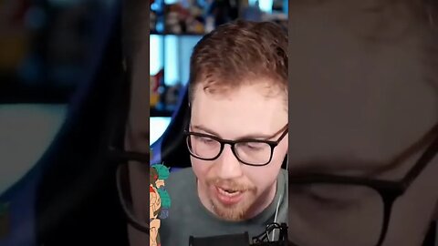 streamer explains in ear monitor