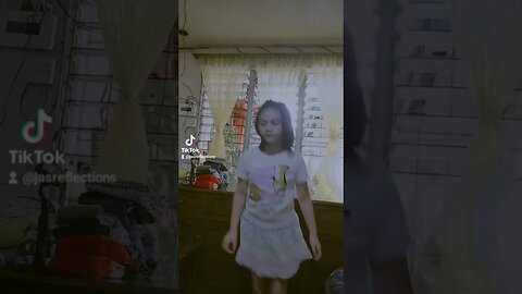 Ate Aya loves to Dance