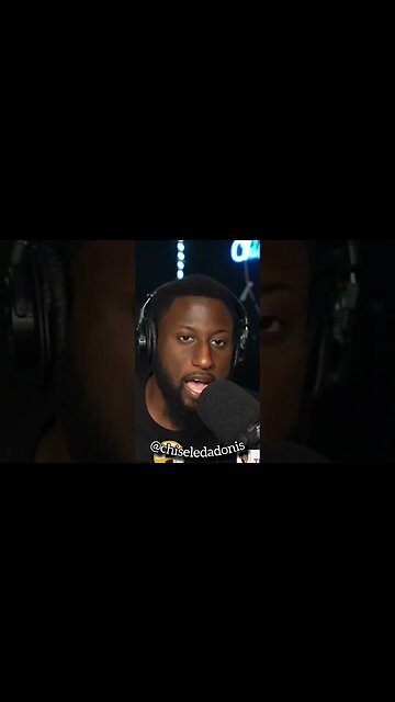 Sasha Banks Enters The Chat