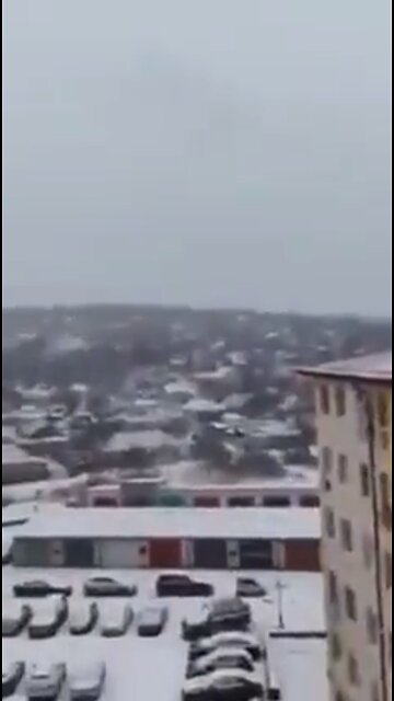 Russian Shelling of #kharkov has begun, this is terrifying, many civilian casualties!