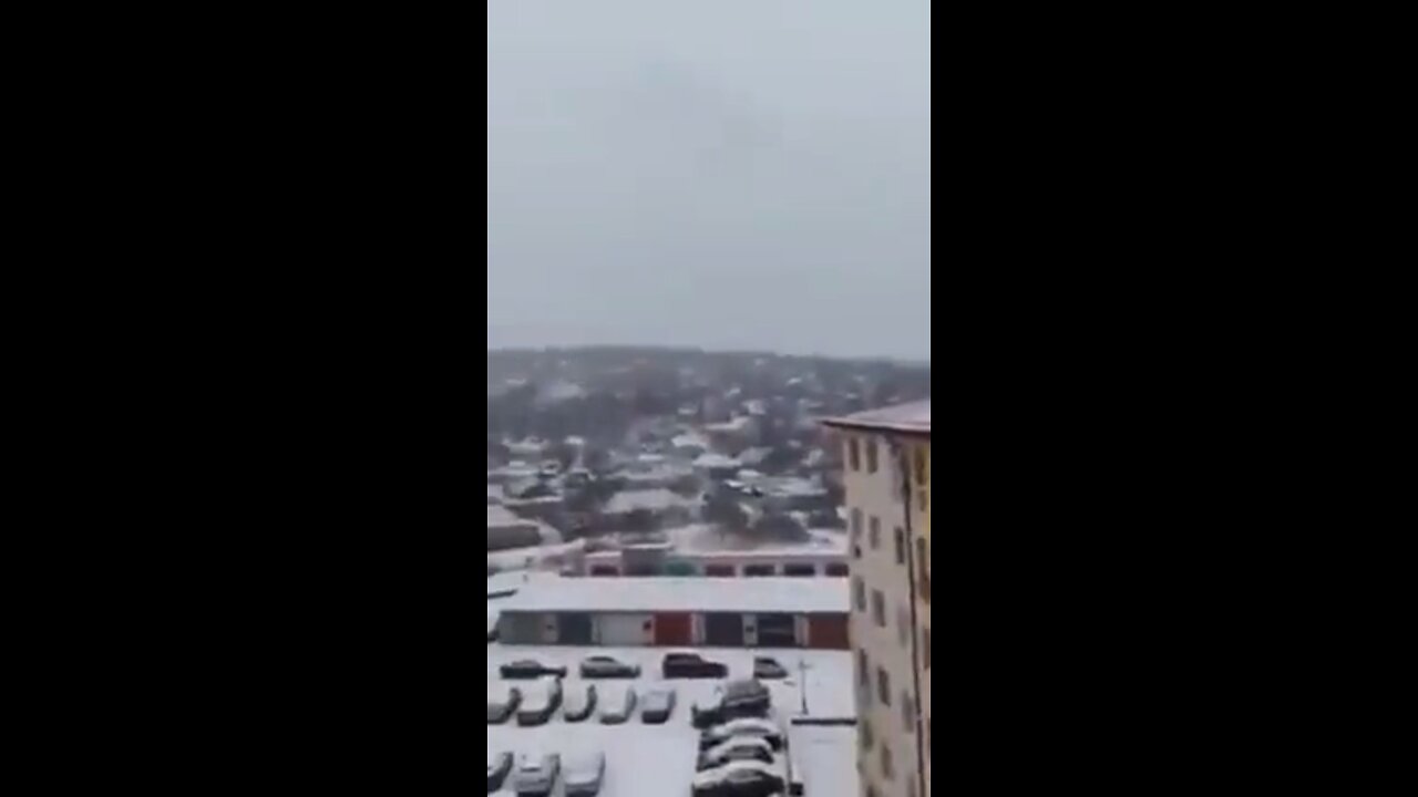 Russian Shelling of #kharkov has begun, this is terrifying, many civilian casualties!