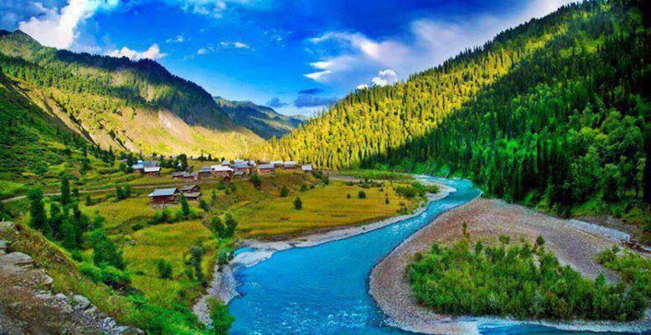 Kashmir Valley beautiful Place in the World | Kashmir Point | Road Trip To Kashmir