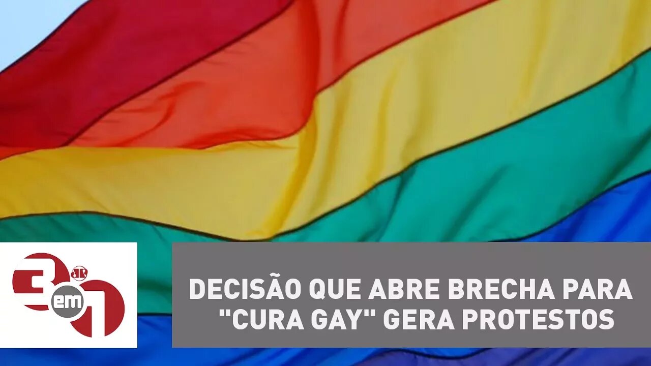 Decisão que abre brecha para tratamento da "cura gay" gera protestos