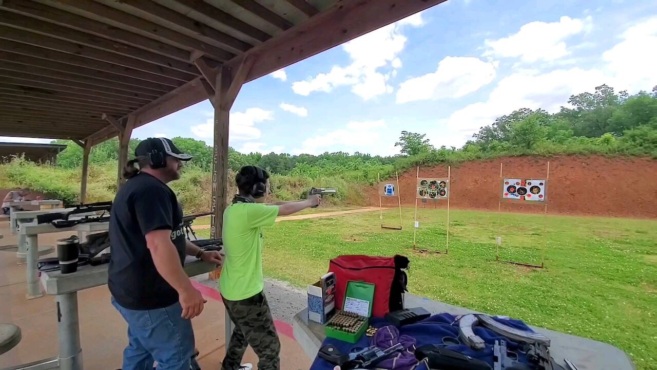 Desert eagle vs 12 year old