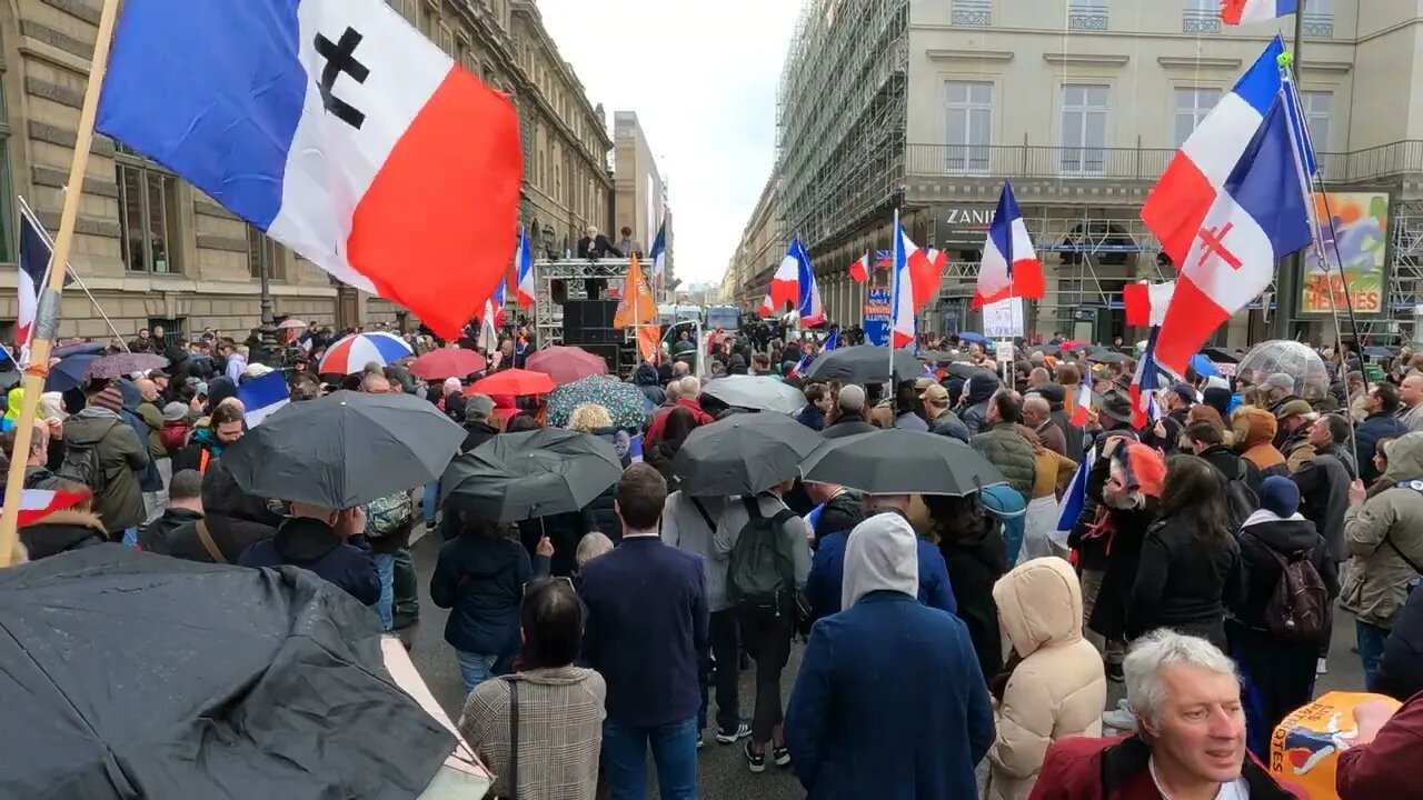 Manifestation contre la réforme des retraites et pour la paix, Port Royal le 19/03/2023 à Paris - 11