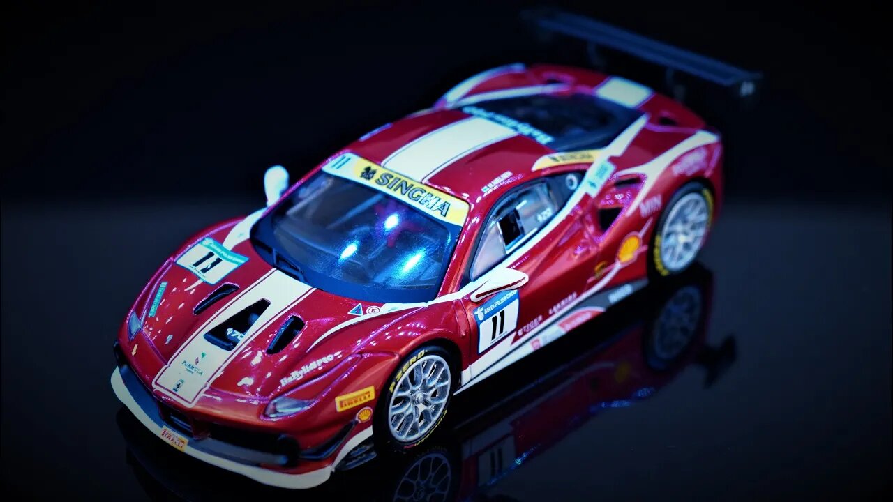 Ferrari 488 Challenge - Bburago 1/43 - 2 MINUTES REVIEW