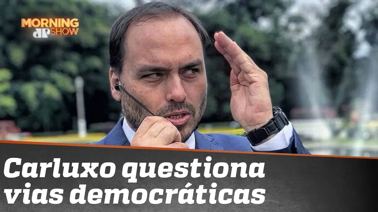 Zero Dois questiona VIAS DEMOCRÁTICAS: “Se dá muita importância às falas do Carluxo”