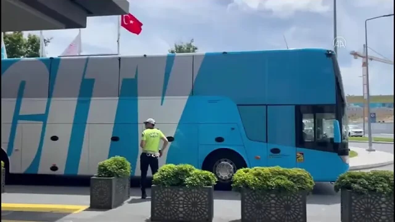 Winner of the Champions League, Manchester City, arrived at Istanbul Airport to return to their home