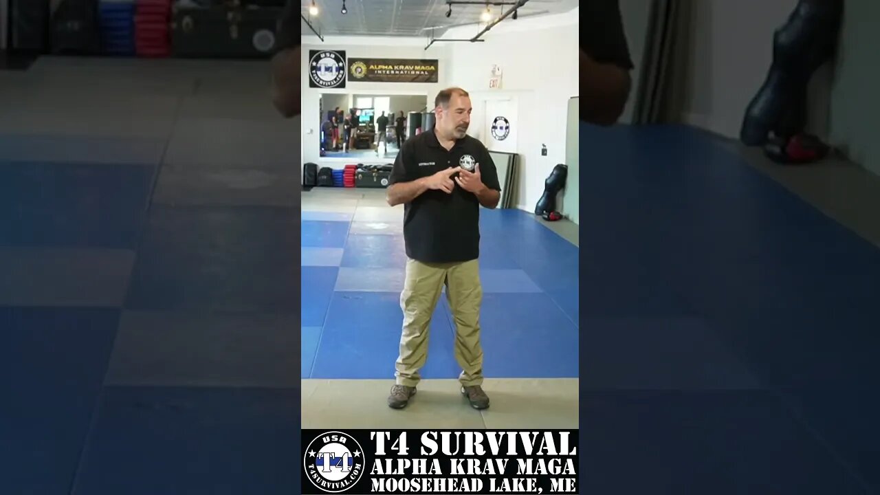 How to and Where to Elbow Strike Forward #selfdefense #kravmaga #martialarts #mma #muaythai