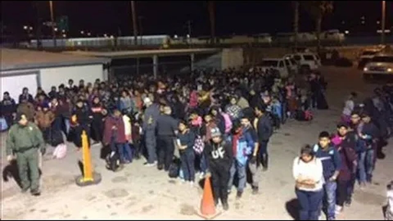 20k migrants wait to invade El Paso once Title 42 ends