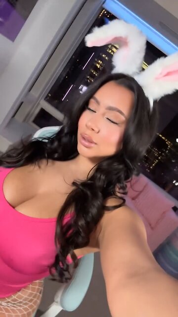 White Bunny Chromeazz Fit