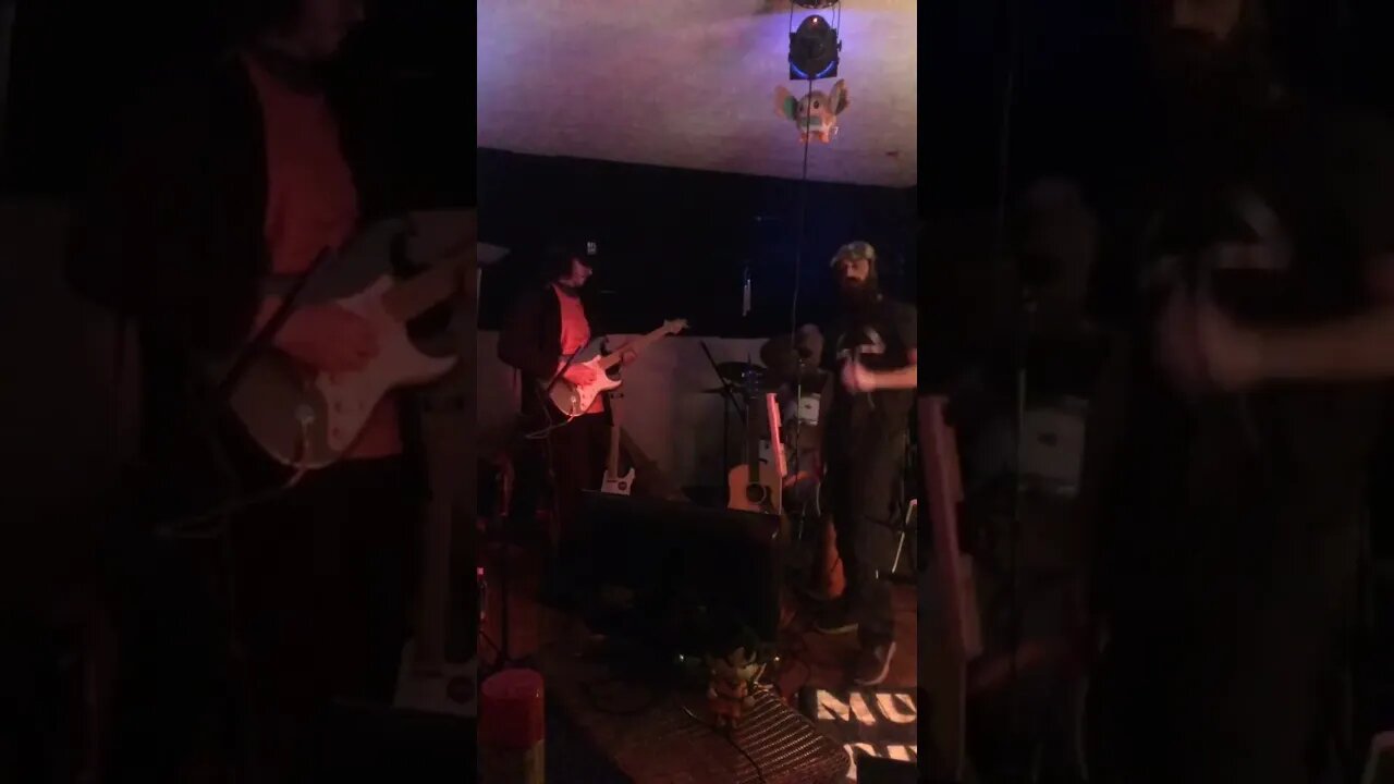 Chronic B 11 solo on cell phone