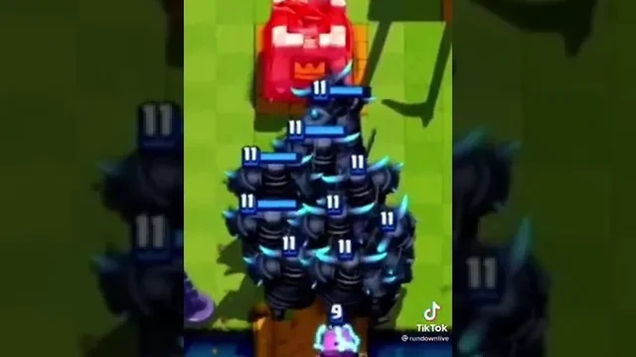 Clash Royale IS BROKEN #Shorts #shorts