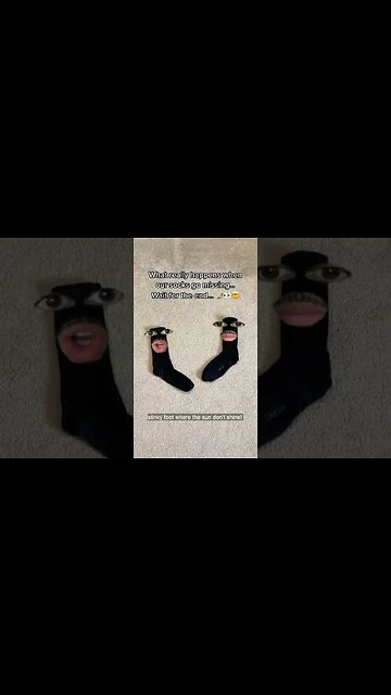 WHAT REALLY HAPPENS WHEN OUR SOCKS GO MISSING…🧦👀😂 #Shorts