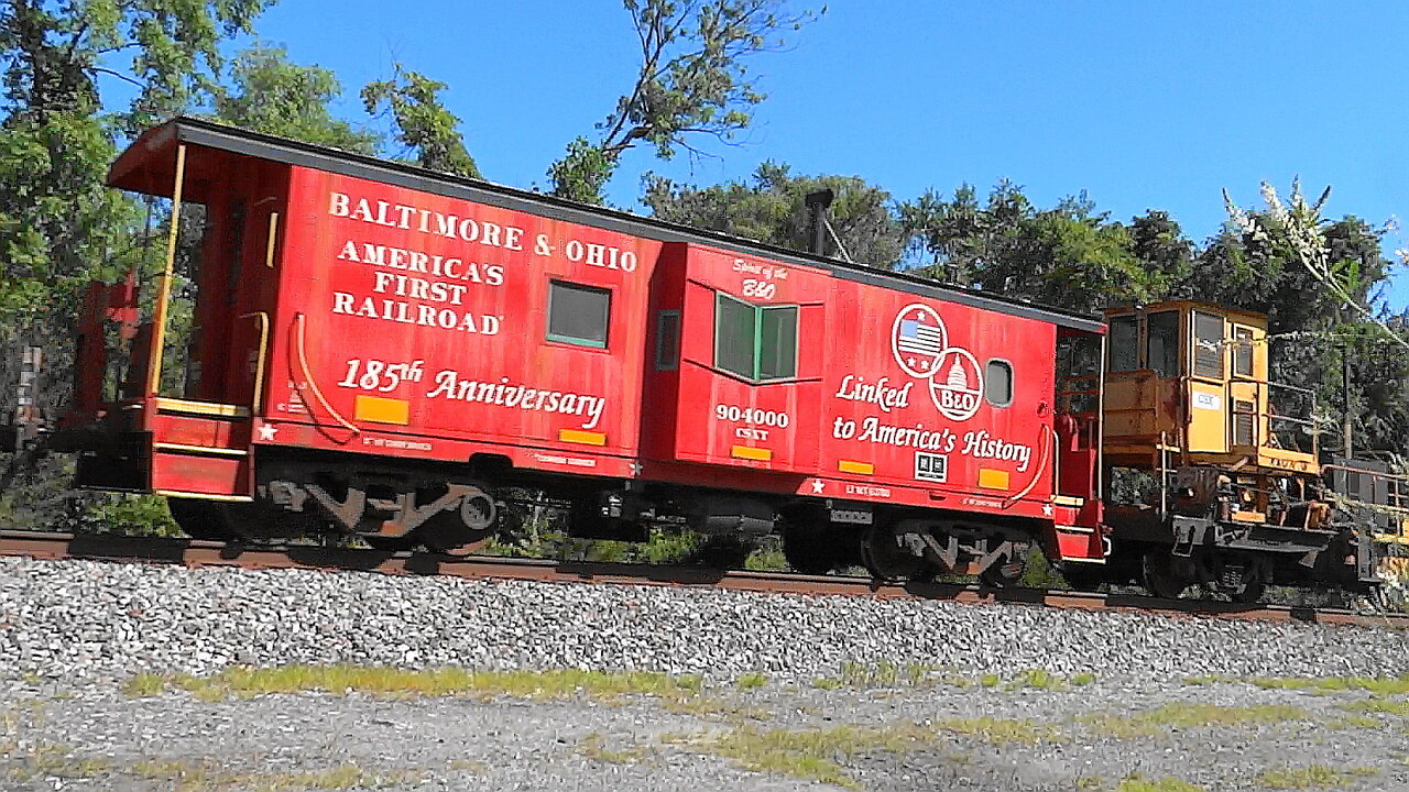 🦅 "Spirit of the B&O" Red Anniversary Caboose on CSX MOW Rail Train 🦅