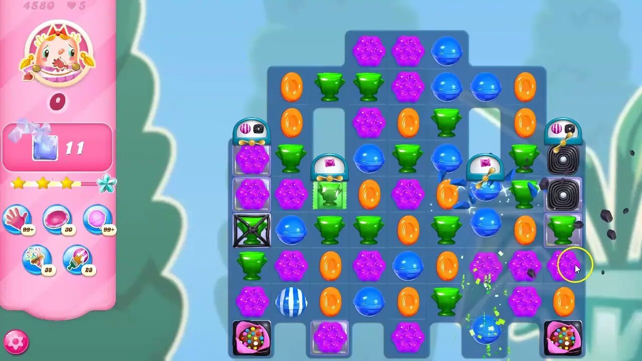 Candy Crush Level 4580 Talkthrough, 21 Moves 0 Boosters