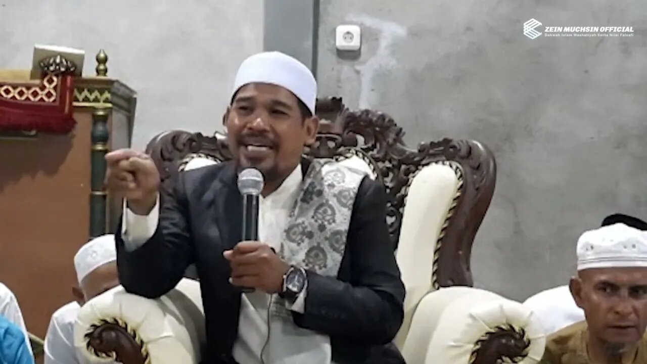 Jangan Lagi di Perdebatkan Lagi - Ini Perbedaan Cara Berkunut 4 Imam Madzhab