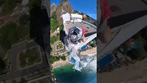 LANDED ON THE WRONG ROOF 😳😳 #viral #youtubeshorts #shorts #tiktok #trending #parachute #lol #short