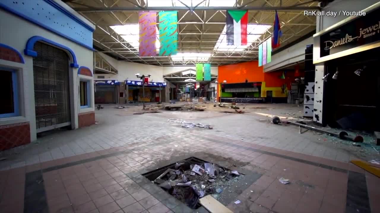 Video shows destroyed store fronts, broken glass in East Hills Mall