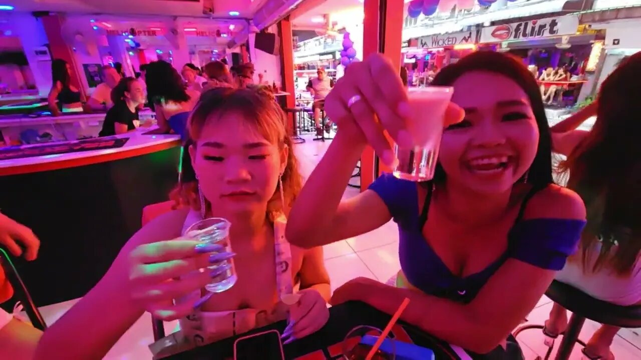 Mod's 20th Birthday, again! Party on Soi 6! #travel #asia #thailand #pattaya