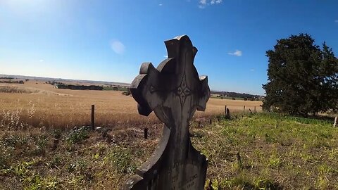 Peter's Hill Pioneer Cemetery | Intrepids