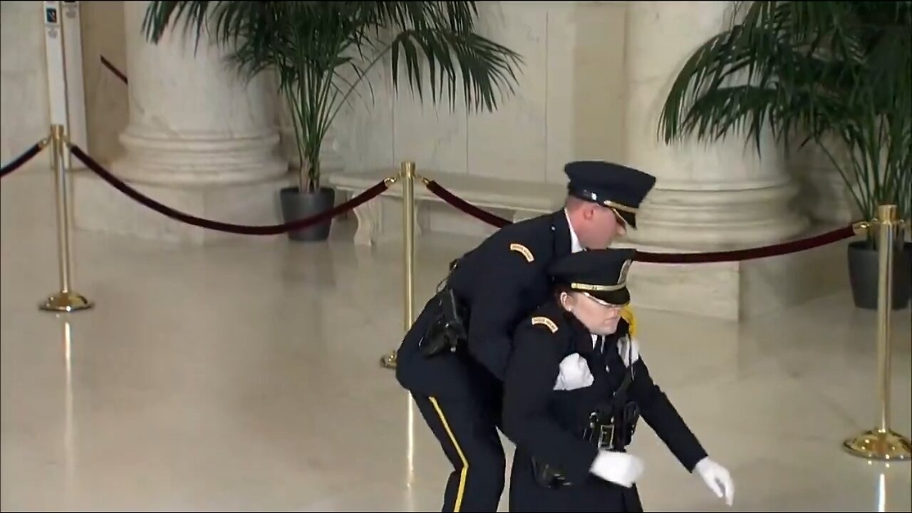 Honor Guard Collapses In Front Of Sandra Day O'Connor's Casket