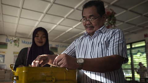 Muslims In The Southern Philippines Vote 'Yes' To Autonomous Region