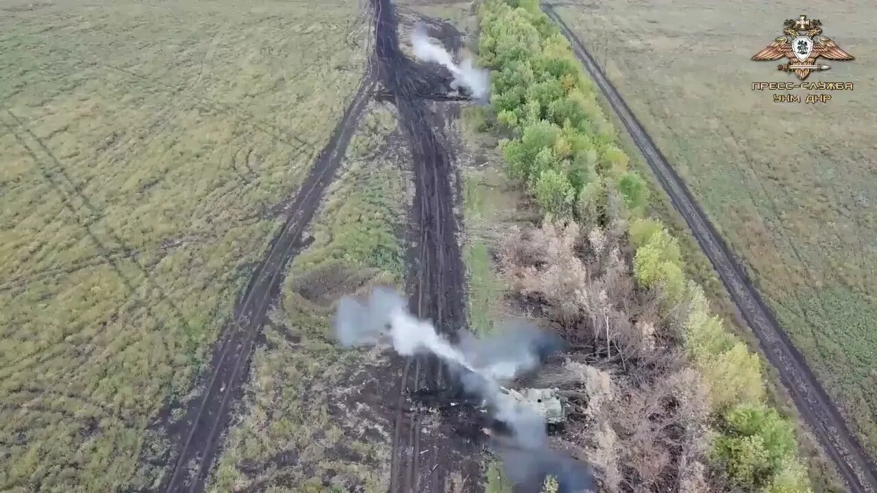 The Msta S self propelled guns of the Allied Forces are suppressing the enemy in the Maryinsky direc