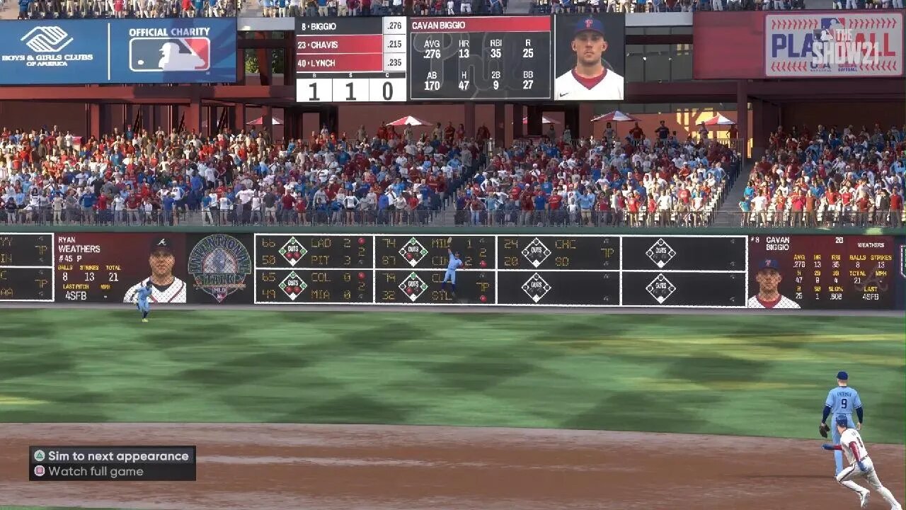 MLB The Show 21 Jumping catch at the wall