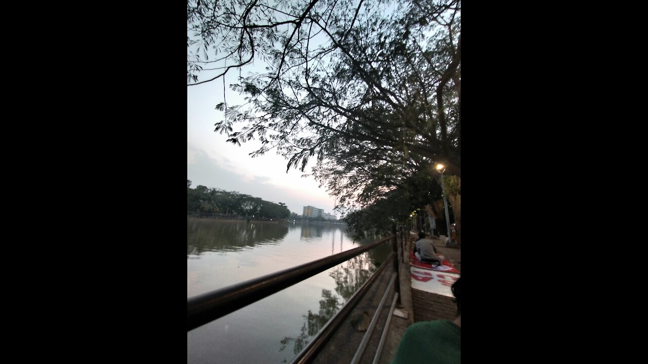 enjoy the sunset and the leaves fall on the edge of the cisadane river