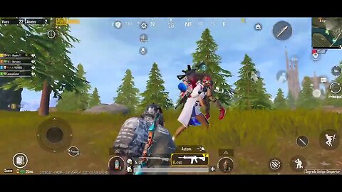 Jogando PUBG Mobile.