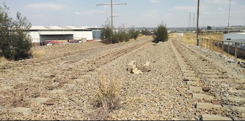 Benrose train yard looted