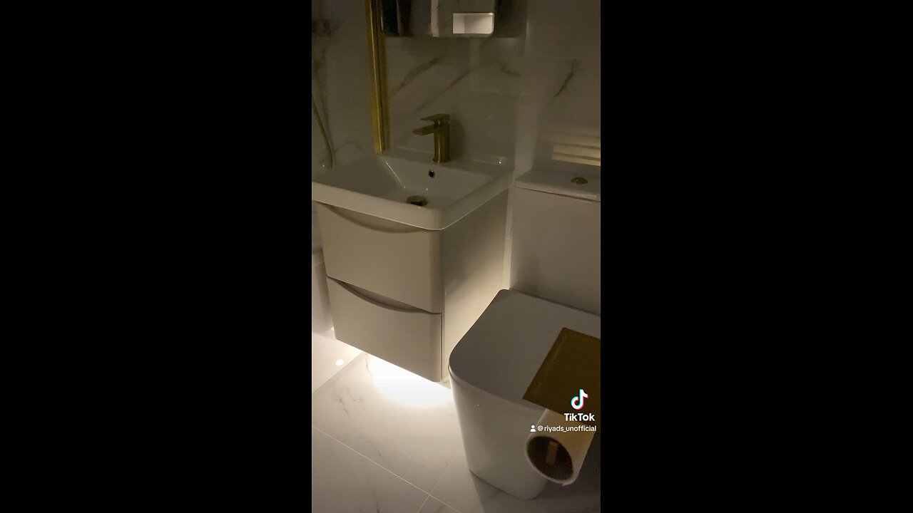 Beautiful and Luxury Bathroom 😍😍