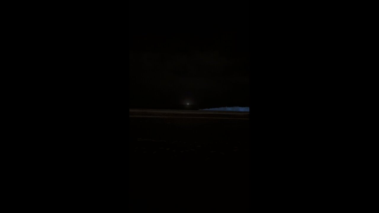 #bioluminescent #bioluminiscente #alge #ocean #aesthetic #video #ocean #bioluminescence #fyp