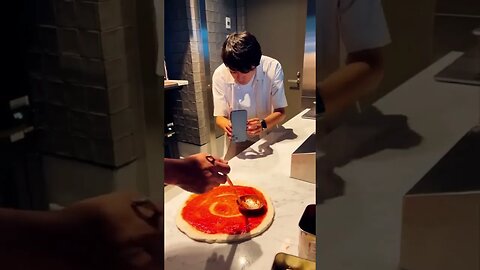 Creating commercials for pizza