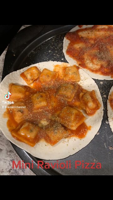 Mini￼ ravioli￼ Pizza