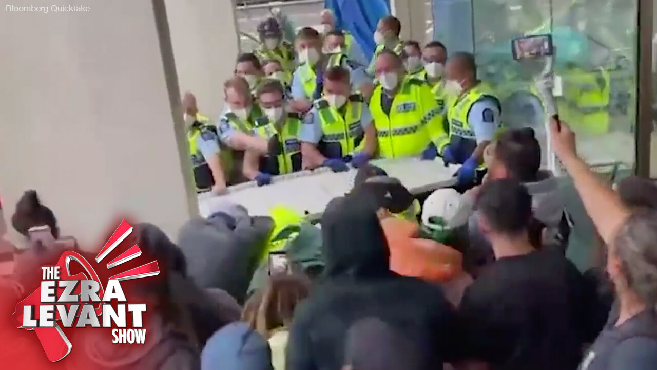 Freedom Convoy-inspired protest in New Zealand broken up by police violence