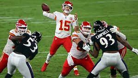 Ravens or Chiefs... Who ya got? Comment Below! #nfl #mahomes #lamarjackson #ravenschiefs