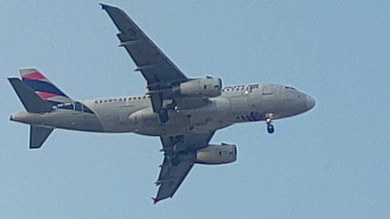 Airbus A319 PR-MBV coming from São Paulo to Fortaleza