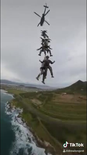 SPIE Rigging in Hawaii looks totally epic!