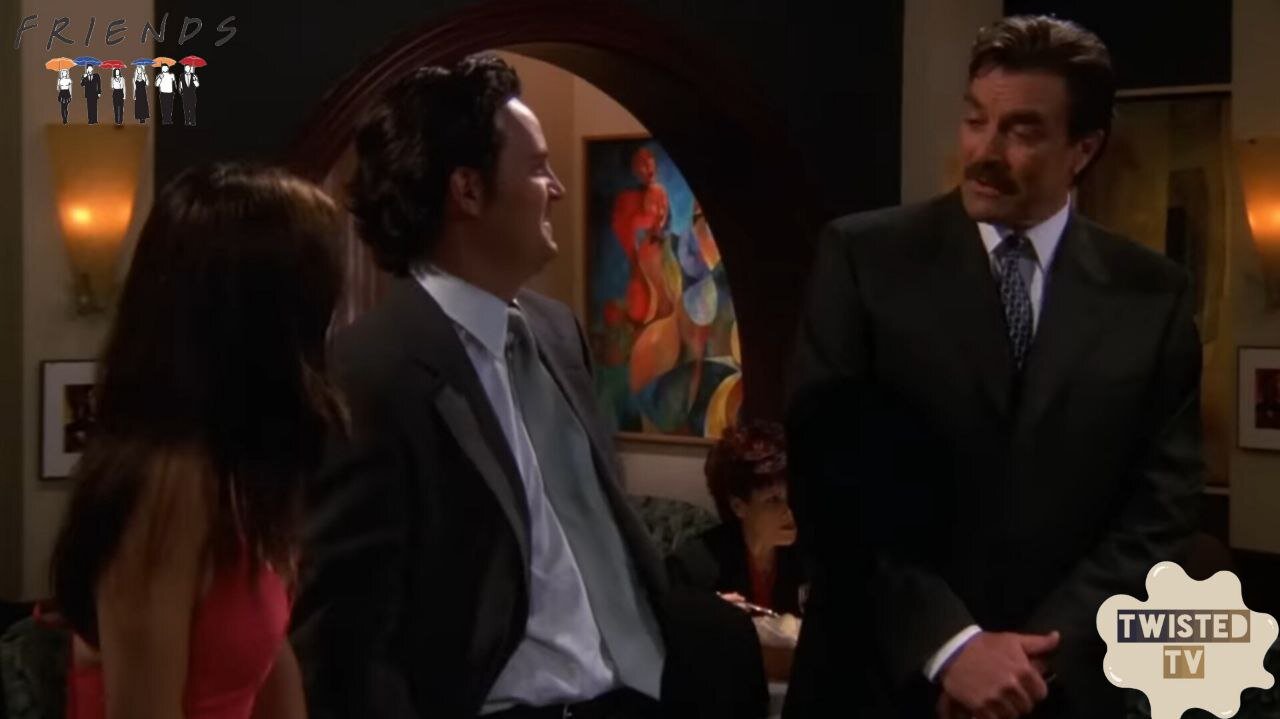 Chandler's Proposal Plan on 'Friends' Season 6 Takes an Unexpected Twist