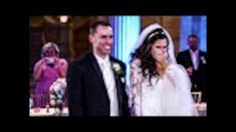 Bride’s First Dance Is Ruined When She Notices This